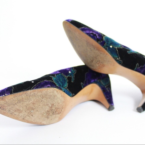 Final Sale Vintage Sesto Meucci Floral Velvet Mini Pumps - Picture 3 of 4